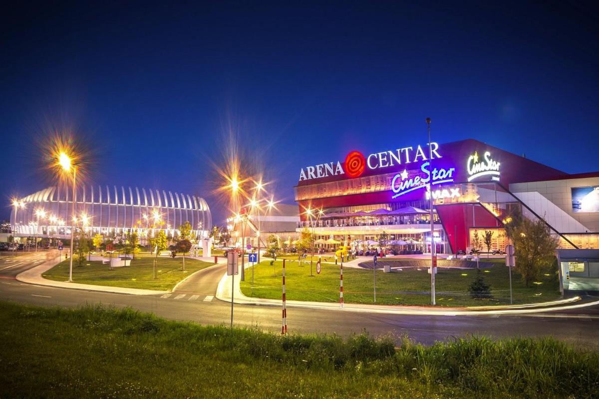 Delux Apartment La Arena With Private Garage Zagrzeb Zewnętrze zdjęcie