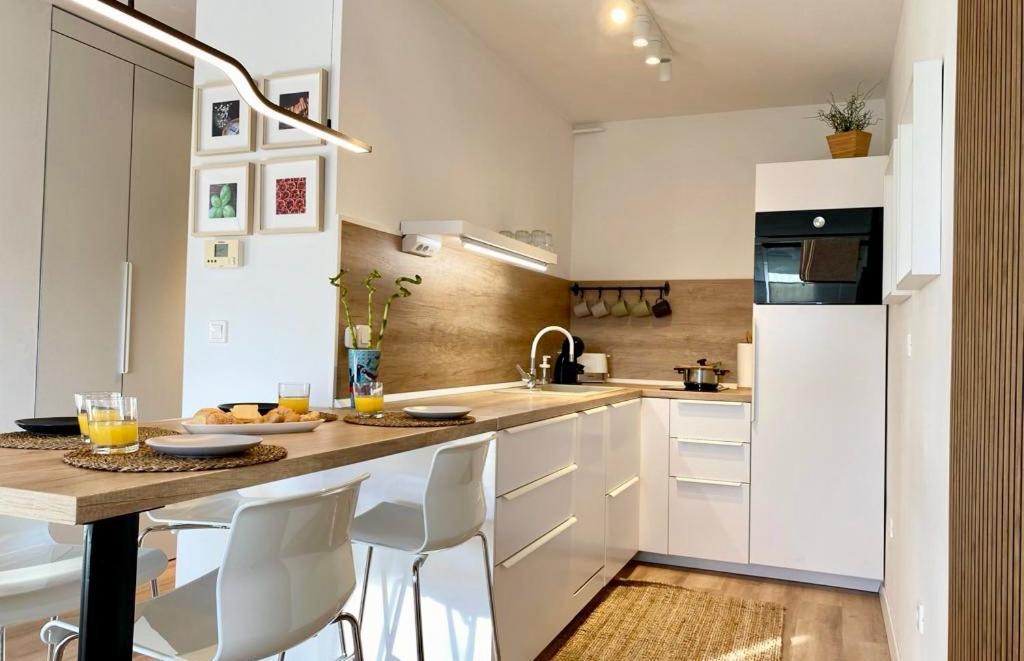 Delux Apartment La Arena With Private Garage Zagrzeb Zewnętrze zdjęcie
