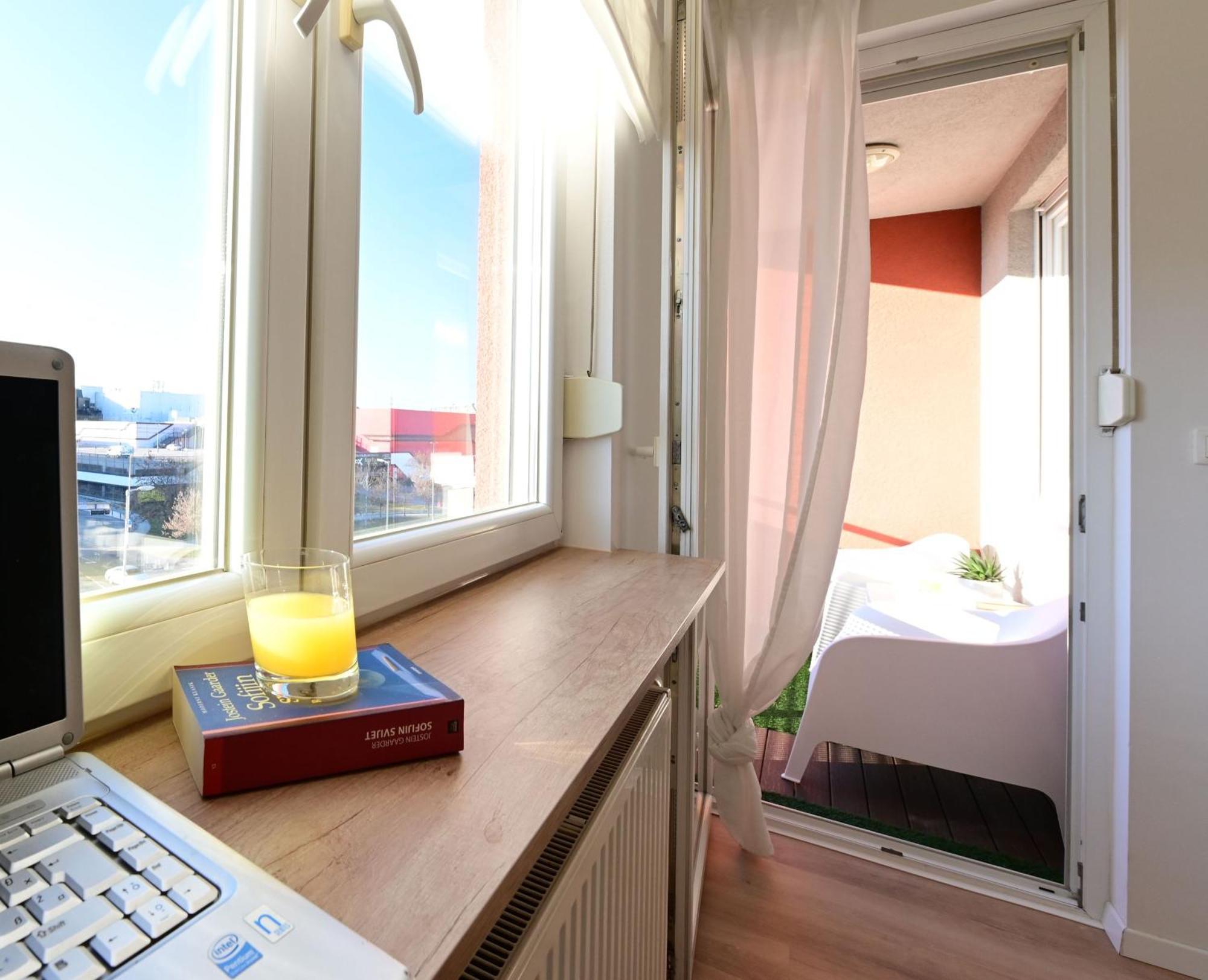 Delux Apartment La Arena With Private Garage Zagrzeb Zewnętrze zdjęcie