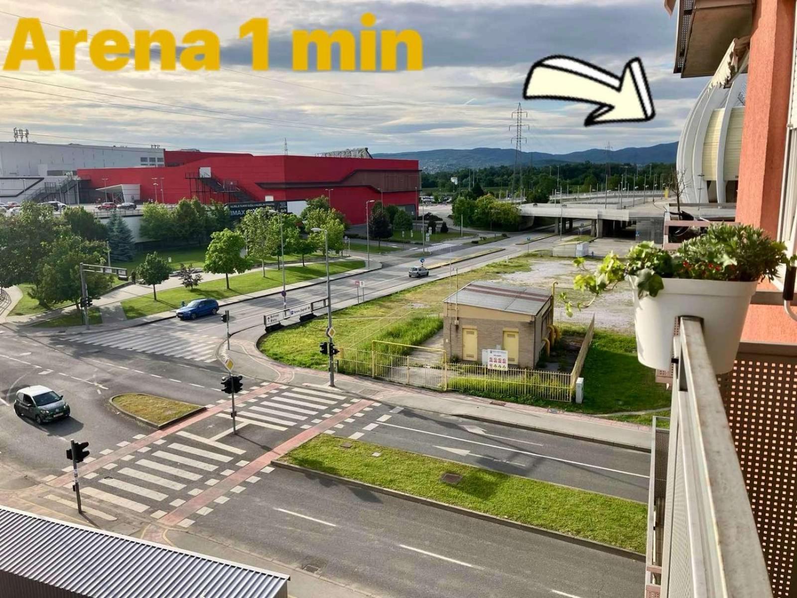 Delux Apartment La Arena With Private Garage Zagrzeb Zewnętrze zdjęcie